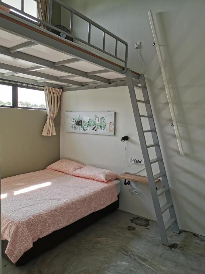 Orchard Villa Melaka Esterno foto
